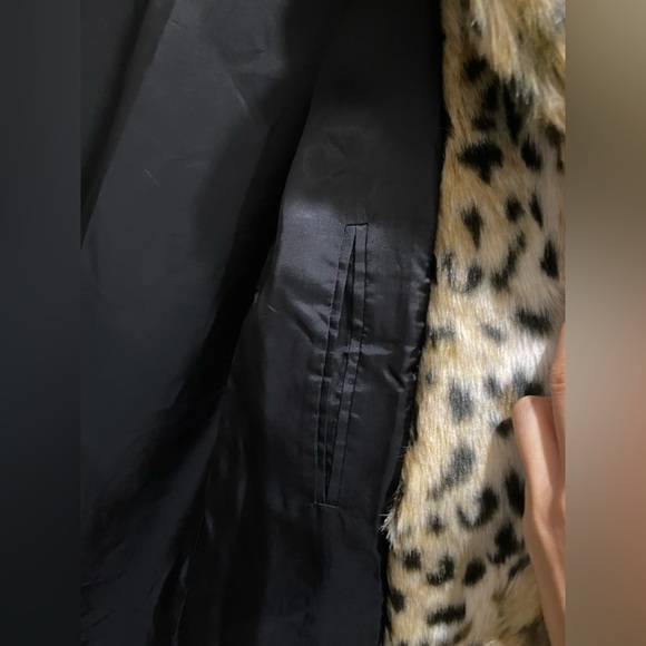 Brand New with tag, Unworn, ARITZIA Tatula Beckledge Leopard Coat (faux fur) XXS - Picture 6 of 8